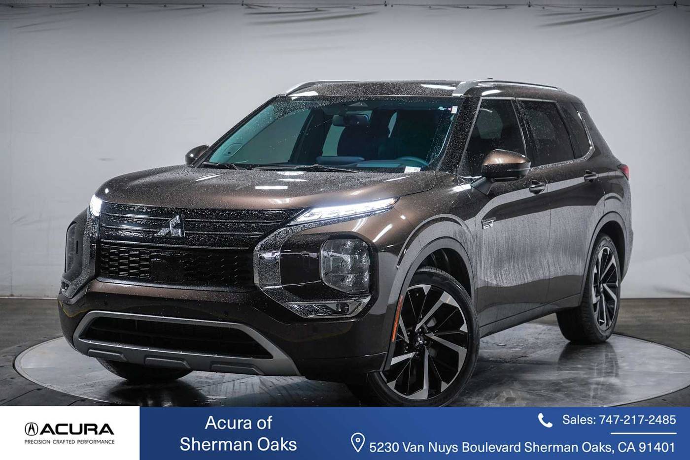 2023 Mitsubishi Outlander Plug-In Hybrid SEL — SUV — 16,216 mi — Sherman Oaks, CA