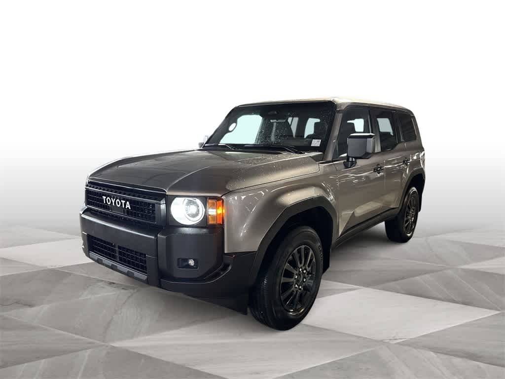 2025 Toyota Land Cruiser Base — SUV — 14 mi — Doral, FL