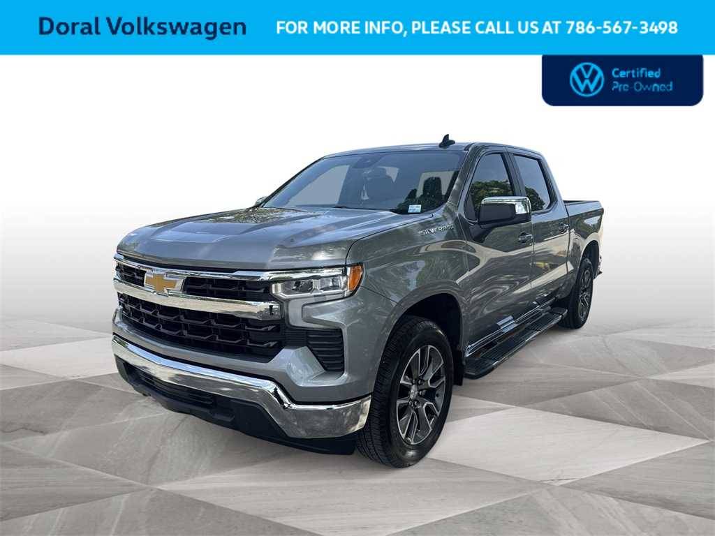 2024 Chevrolet Silverado 1500 LT — Pickup Truck — 3,925 mi — Doral, FL