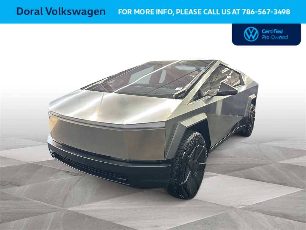 2024 Tesla Cybertruck Standard — Pickup Truck — 1,962 mi — Doral, FL