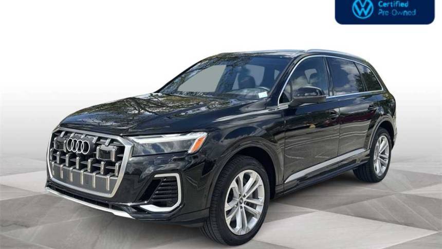 2025 Audi Q7 quattro Premium 55 TFSI