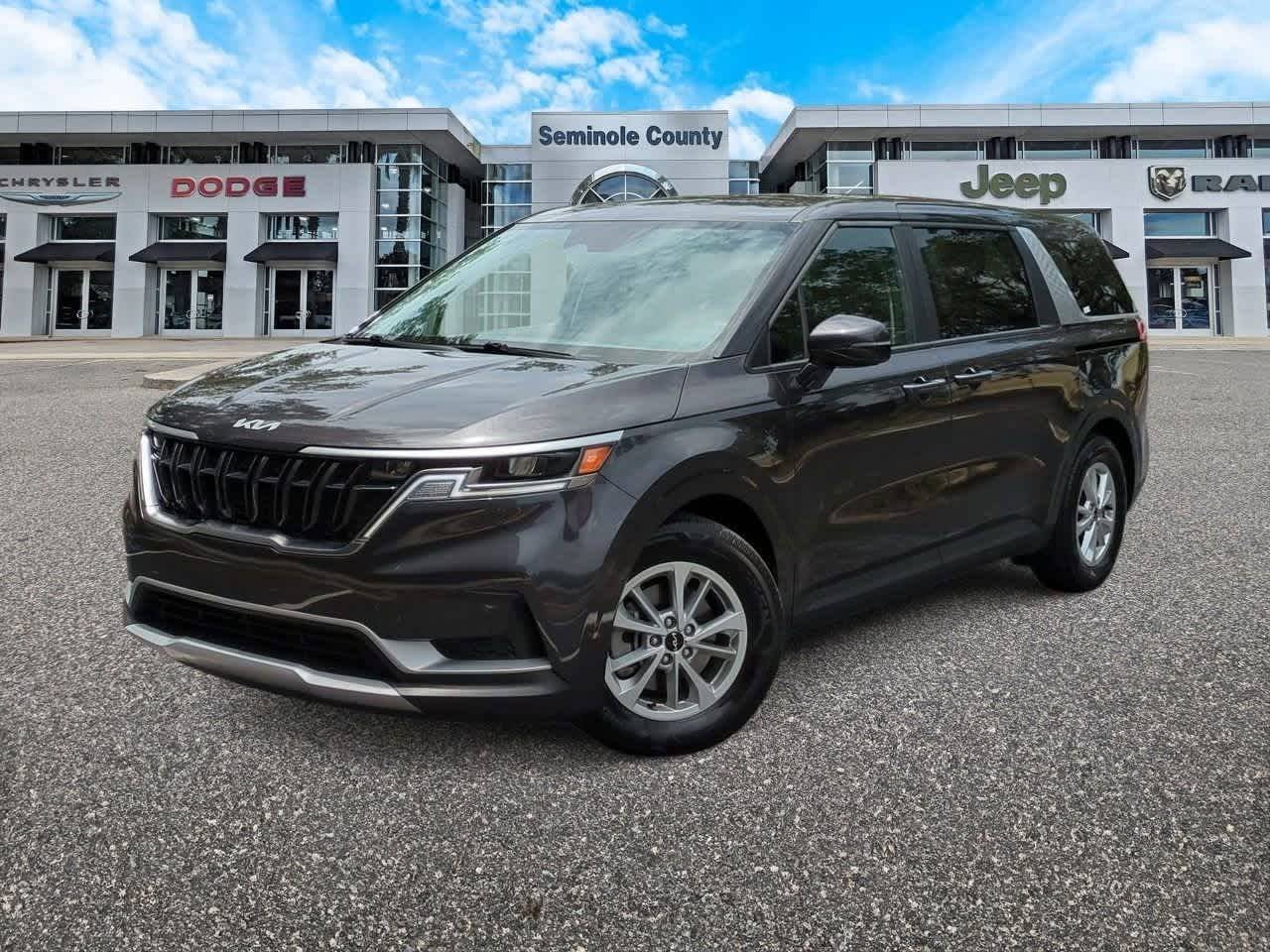 2024 Kia Carnival LXS — Minivan — 23,569 mi — Sanford, FL