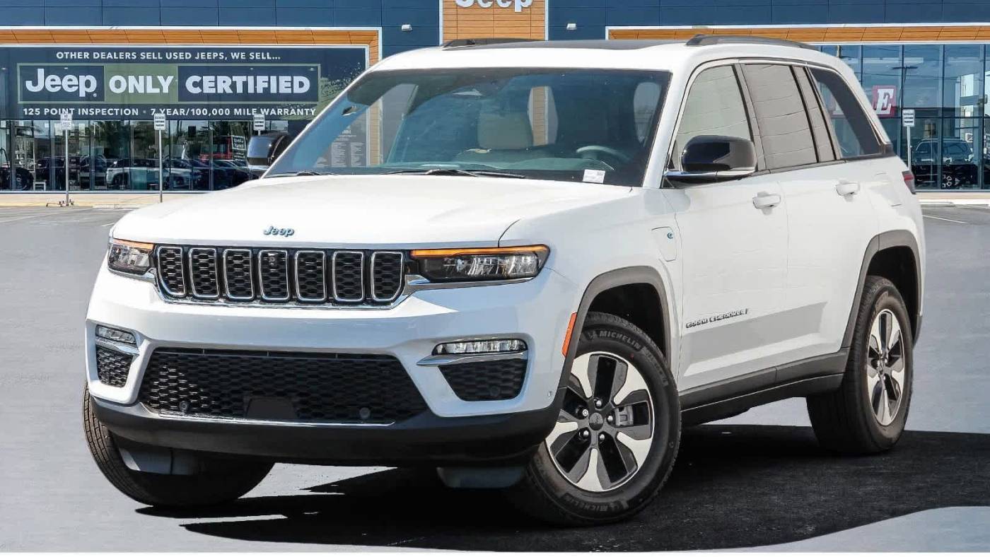 2022 Jeep Grand Cherokee 4xe — SUV — 300 mi — Las Vegas, NV