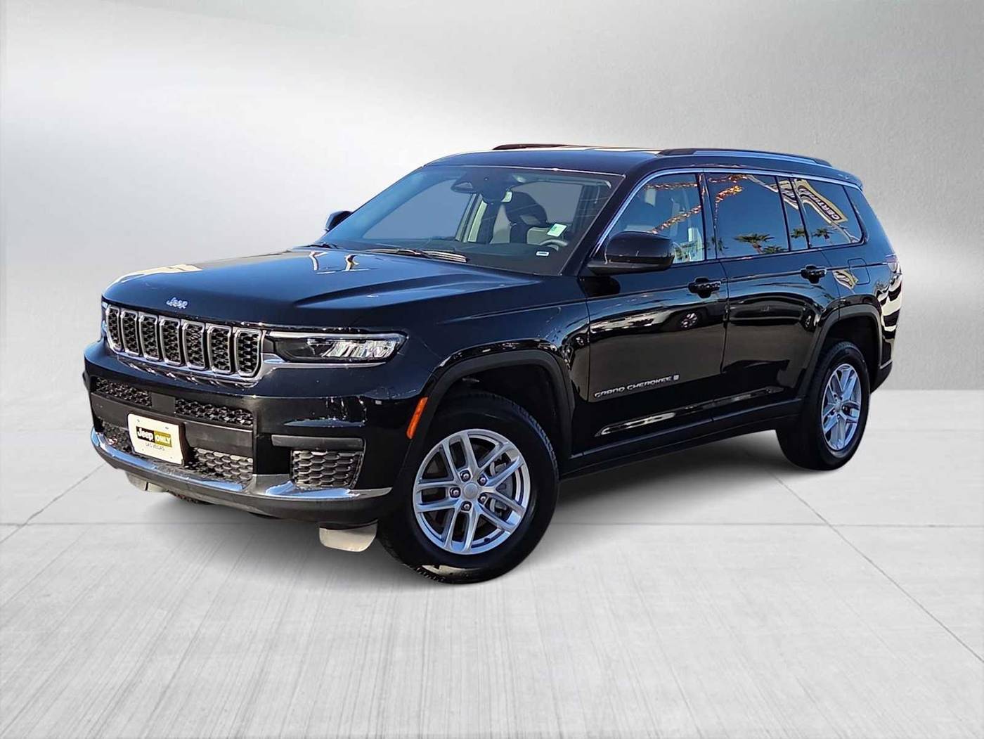 2023 Jeep Grand Cherokee Laredo — SUV — 9,951 mi — Las Vegas, NV