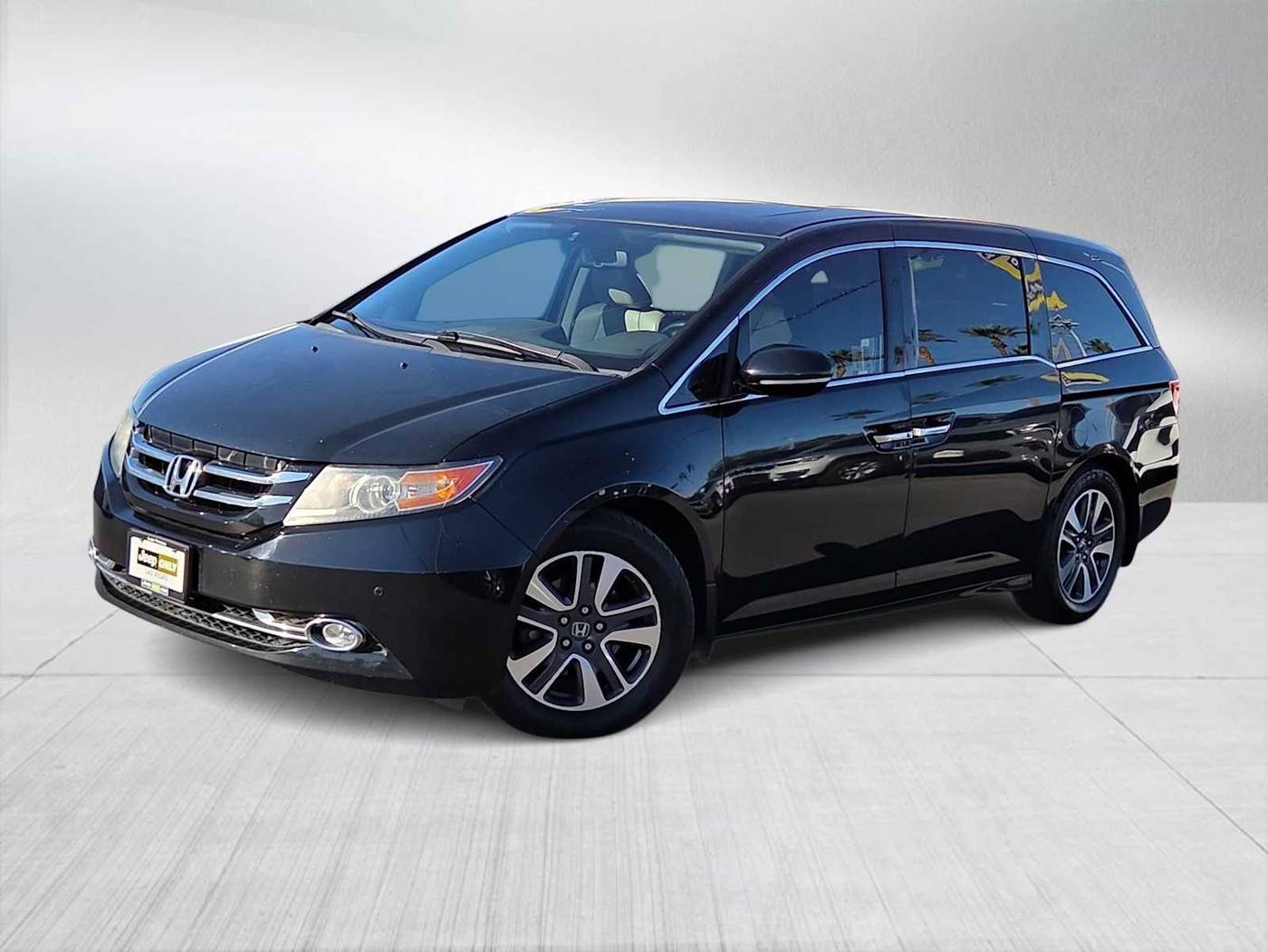 2014 Honda Odyssey Touring Elite — Minivan — 119,180 mi — Las Vegas, NV