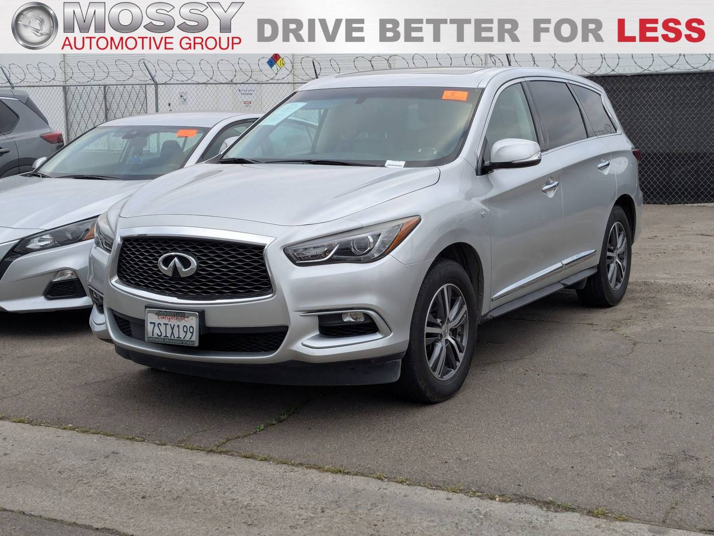 2016 INFINITI QX60 3.5 — SUV — 81,227 mi — San Diego, CA