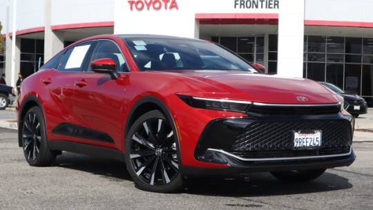2025 Toyota Crown Platinum — Sedan — 1,238 mi — Valencia, CA