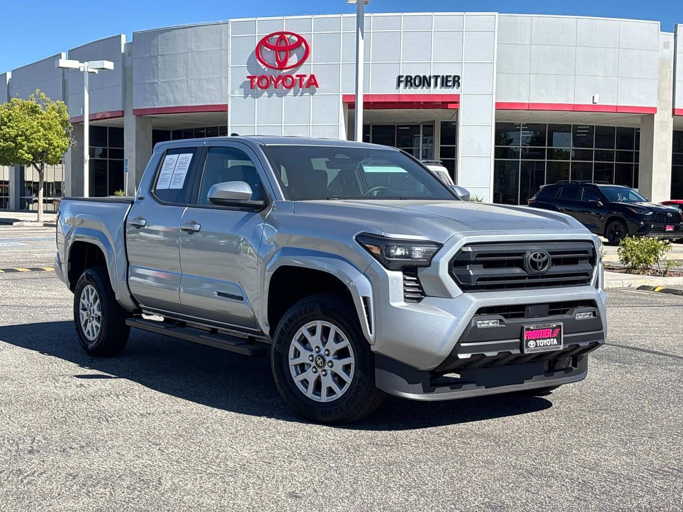 2025 Toyota Tacoma SR5 — Pickup Truck — 333 mi — Valencia, CA