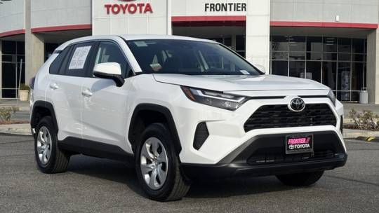 2025 Toyota RAV4 LE — SUV — 4,527 mi — Valencia, CA