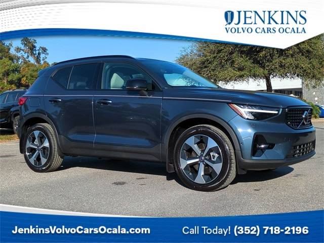 2026 Volvo XC40 B4 Plus