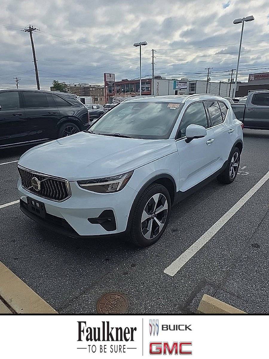 2025 Volvo XC40 Plus — SUV — 10,434 mi — Harrisburg, PA