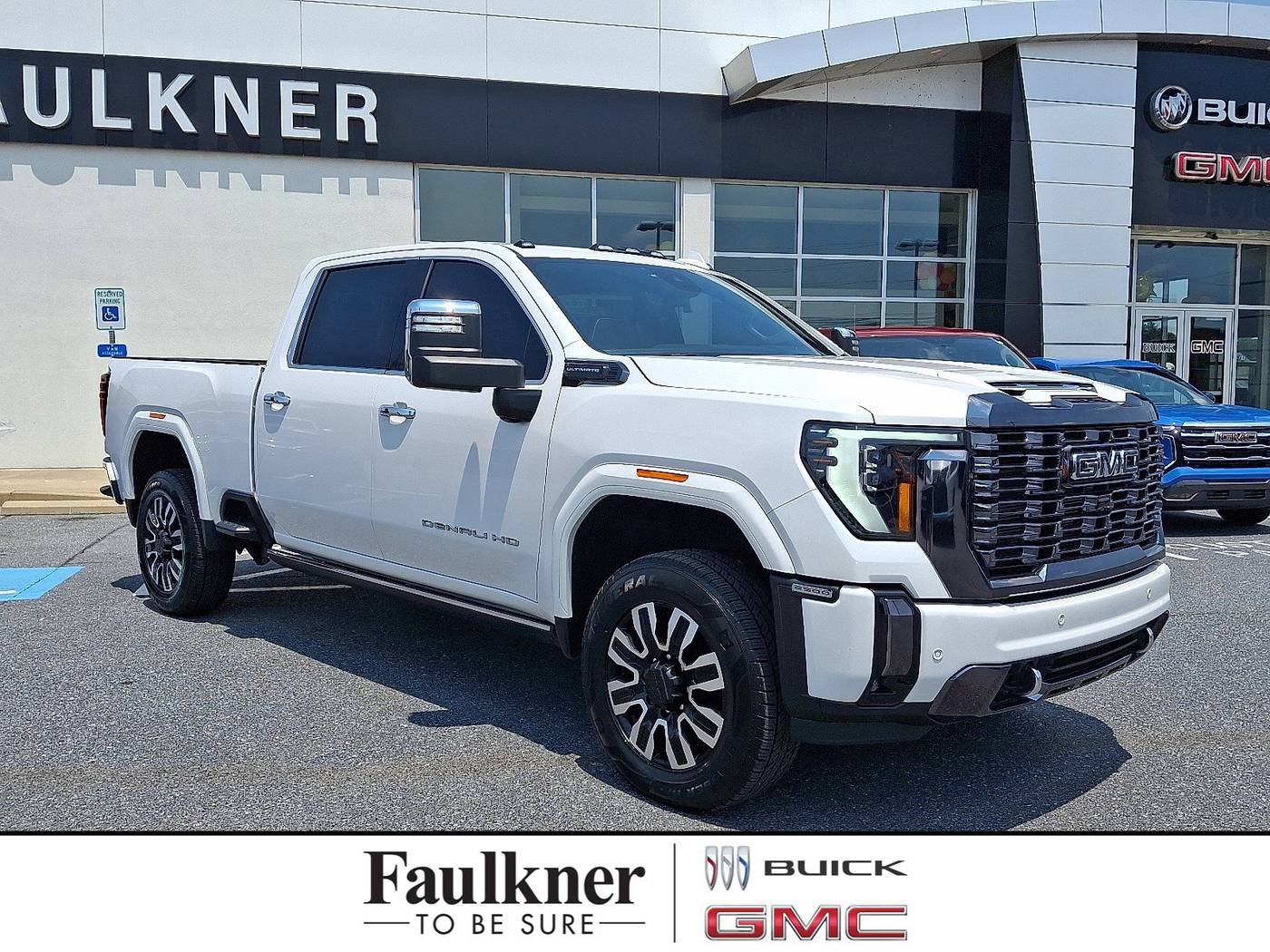 2024 GMC Sierra 2500HD Denali Ultimate — Pickup Truck — 26,956 mi — Harrisburg, PA