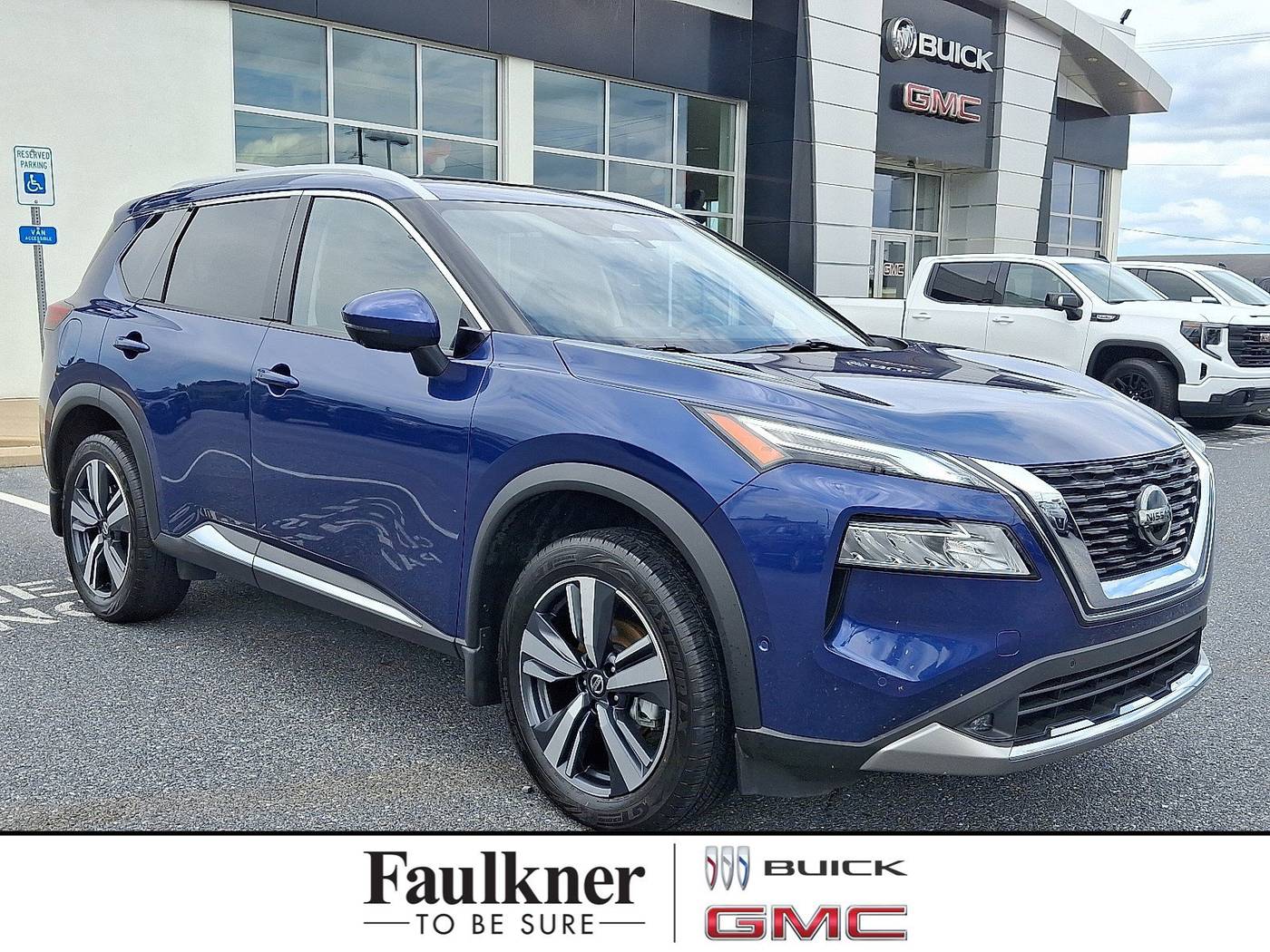 2021 Nissan Rogue Platinum — SUV — 29,700 mi — Harrisburg, PA