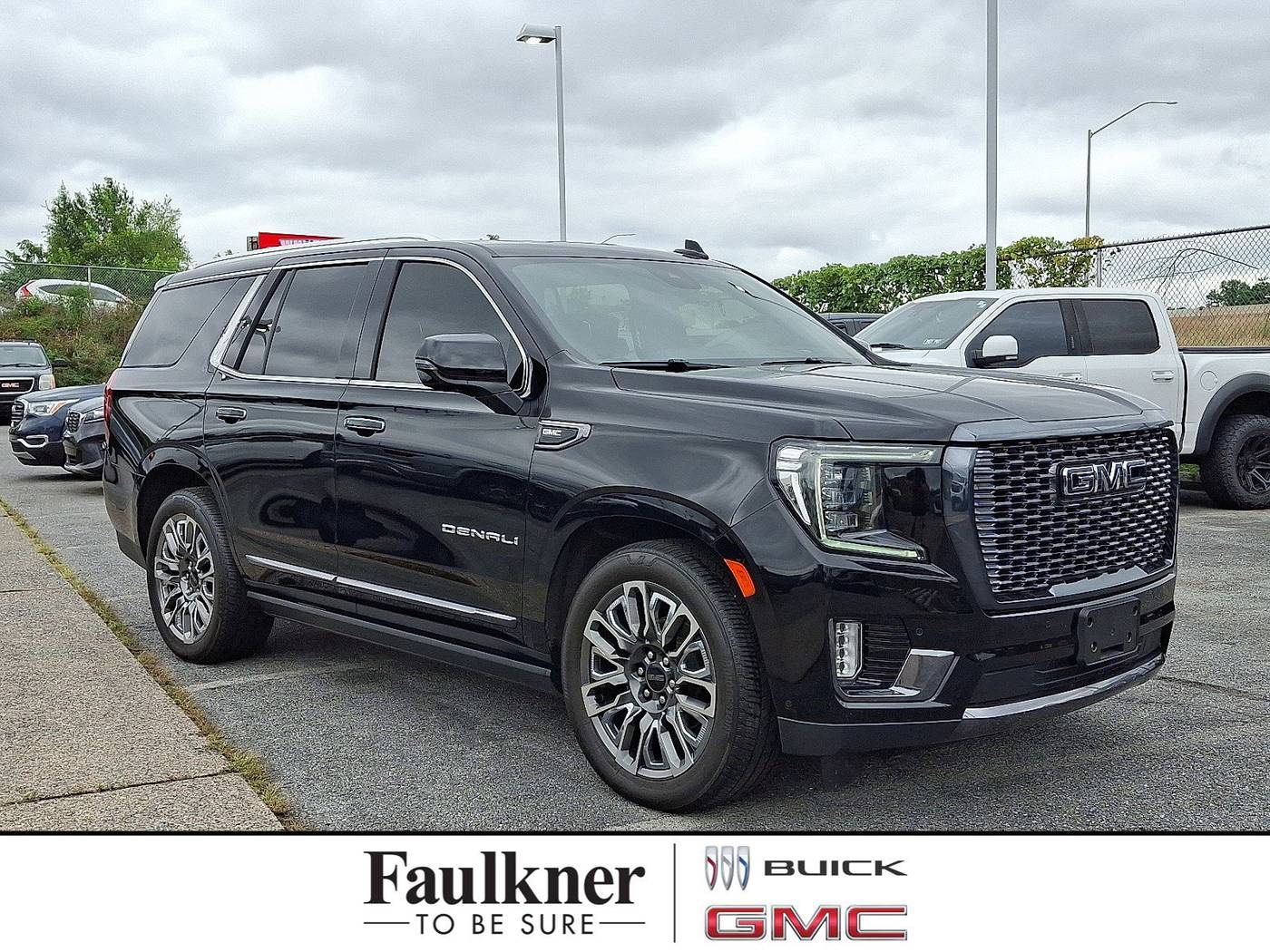 2023 GMC Yukon Denali Ultimate — SUV — 21,895 mi — Harrisburg, PA
