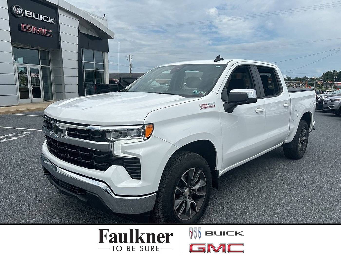 2022 Chevrolet Silverado 1500 LT — Pickup Truck — 21,155 mi — Harrisburg, PA