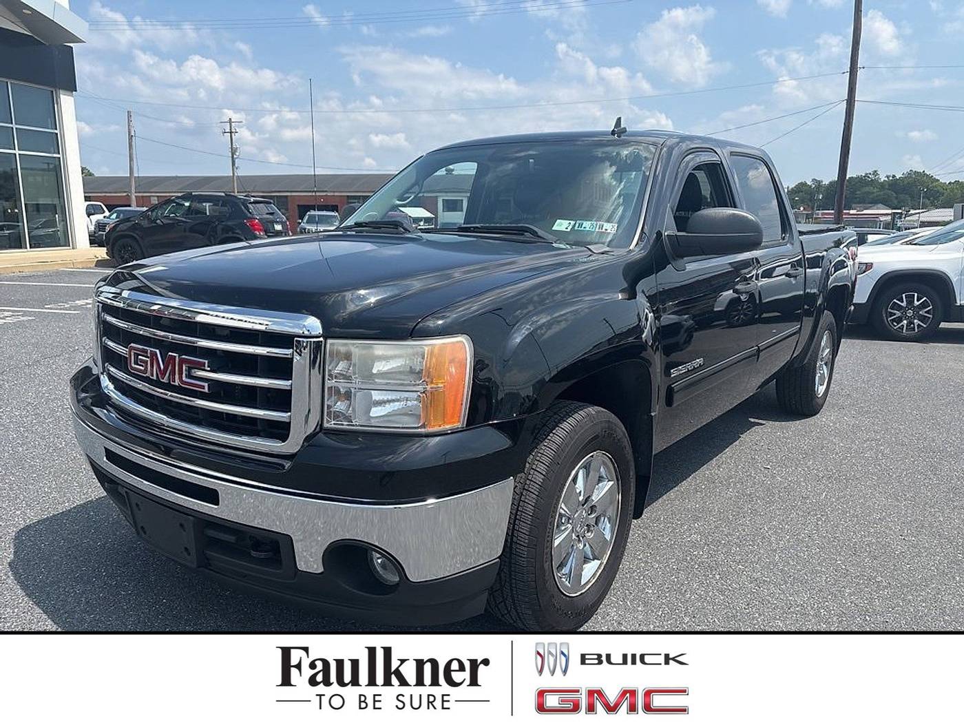 2013 GMC Sierra 1500 SLE — Pickup Truck — 118,026 mi — Harrisburg, PA
