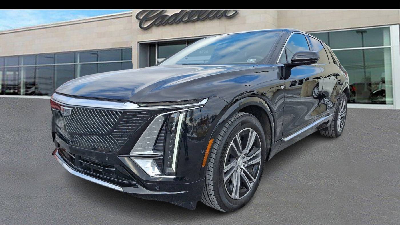 2024 Cadillac LYRIQ Luxury — SUV — 4,555 mi — Mechanicsburg, PA