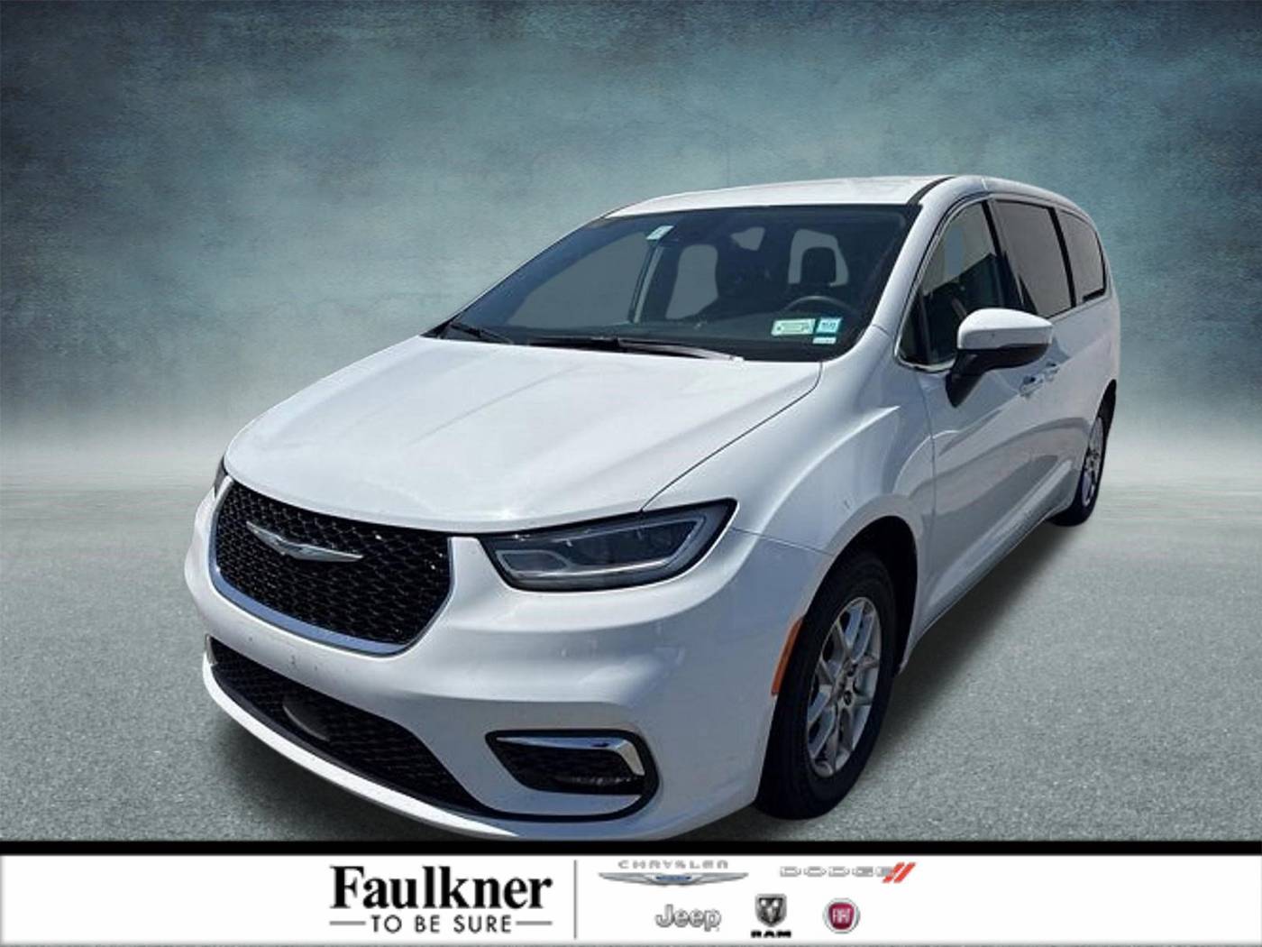 2023 Chrysler Pacifica Touring L — Minivan — 60,906 mi — Mechanicsburg, PA