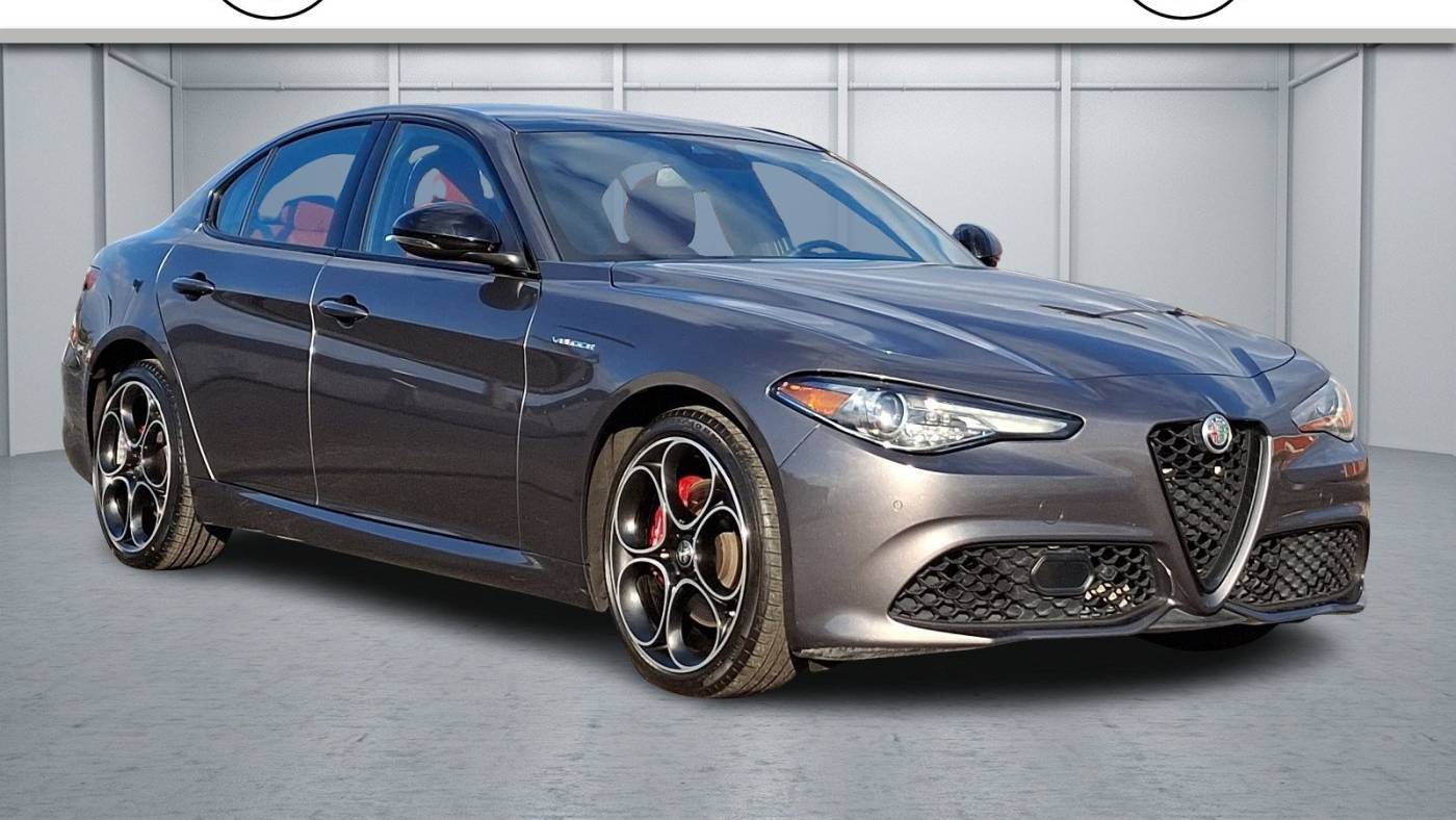 2022 Alfa Romeo Giulia Veloce — Sedan — 42,110 mi — Maple Shade, NJ