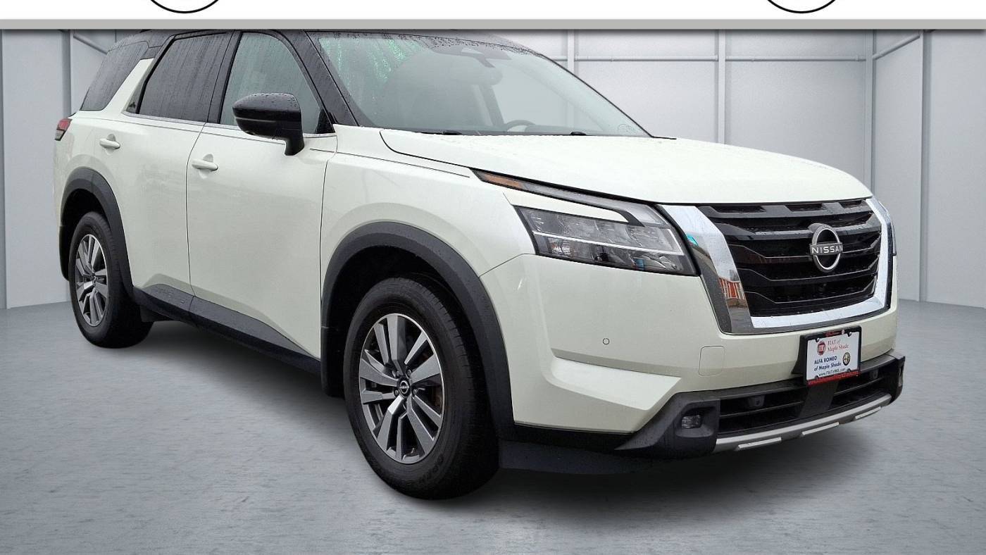 2022 Nissan Pathfinder SL — SUV — 41,181 mi — Maple Shade, NJ
