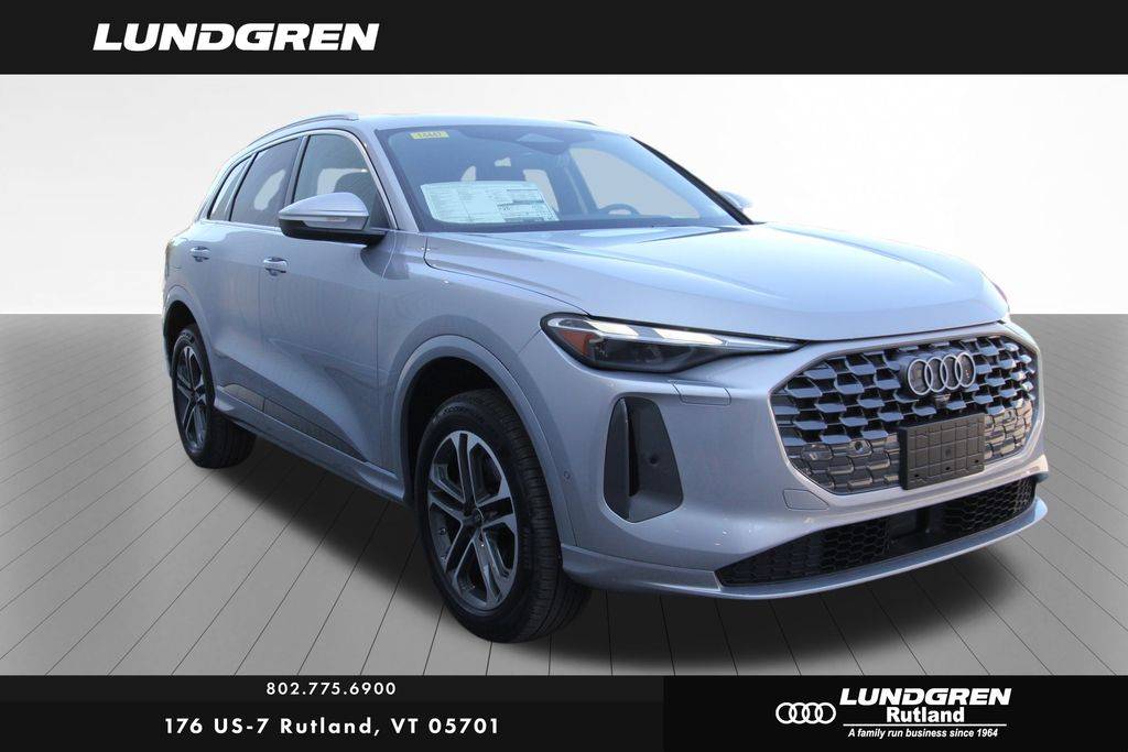 2025 Audi Q5 quattro Premium TFSI