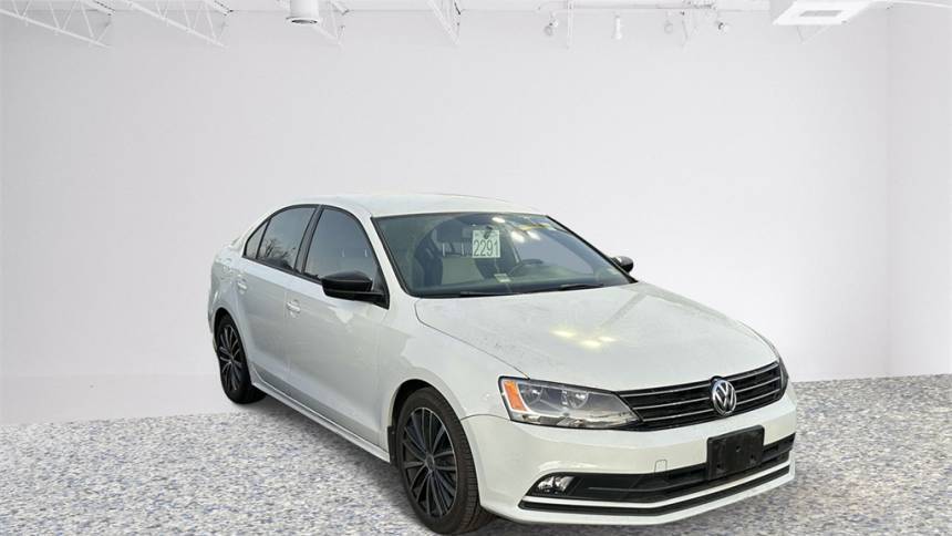 2016 Volkswagen Jetta 1.8T Sport — Sedan — 37,261 mi — Fairfax, VA