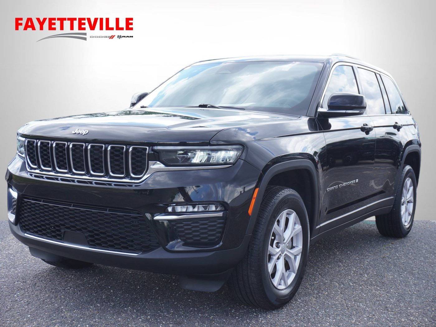 2022 Jeep Grand Cherokee Limited — SUV — 29,593 mi — Fayetteville, NC
