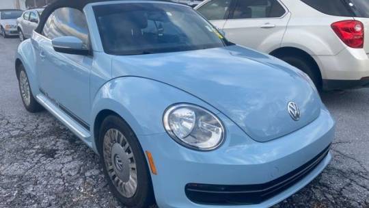 2013 Volkswagen Beetle 2.5 — Convertible — 116,684 mi — Elizabethton, TN