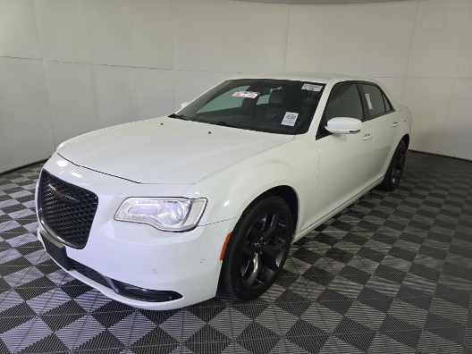 2021 Chrysler 300 S — Sedan — 52,817 mi — Elizabethton, TN