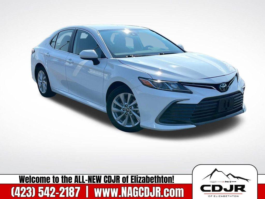 2024 Toyota Camry LE — Sedan — 24,411 mi — Elizabethton, TN