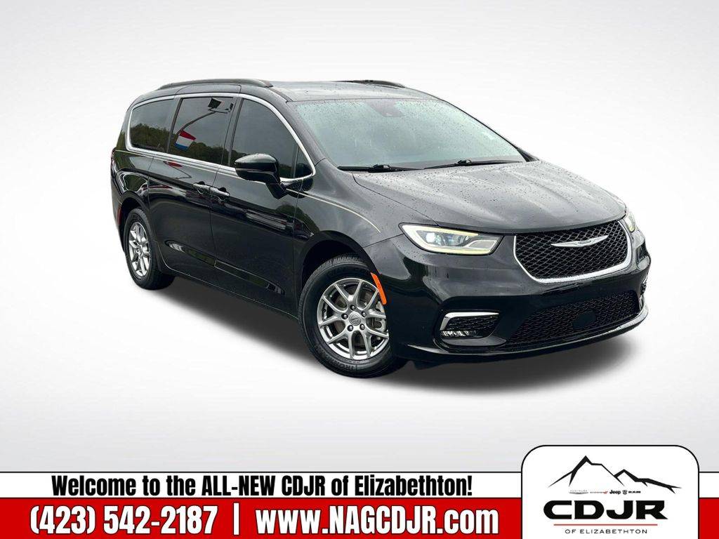 2021 Chrysler Pacifica Touring — Minivan — 21,352 mi — Elizabethton, TN