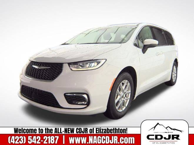 2023 Chrysler Pacifica Touring L — Minivan — 64,383 mi — Elizabethton, TN