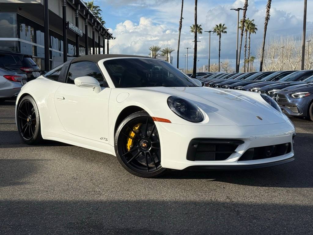 2023 Porsche 911 Targa 4 GTS — Coupe — 15,173 mi — Fresno, CA