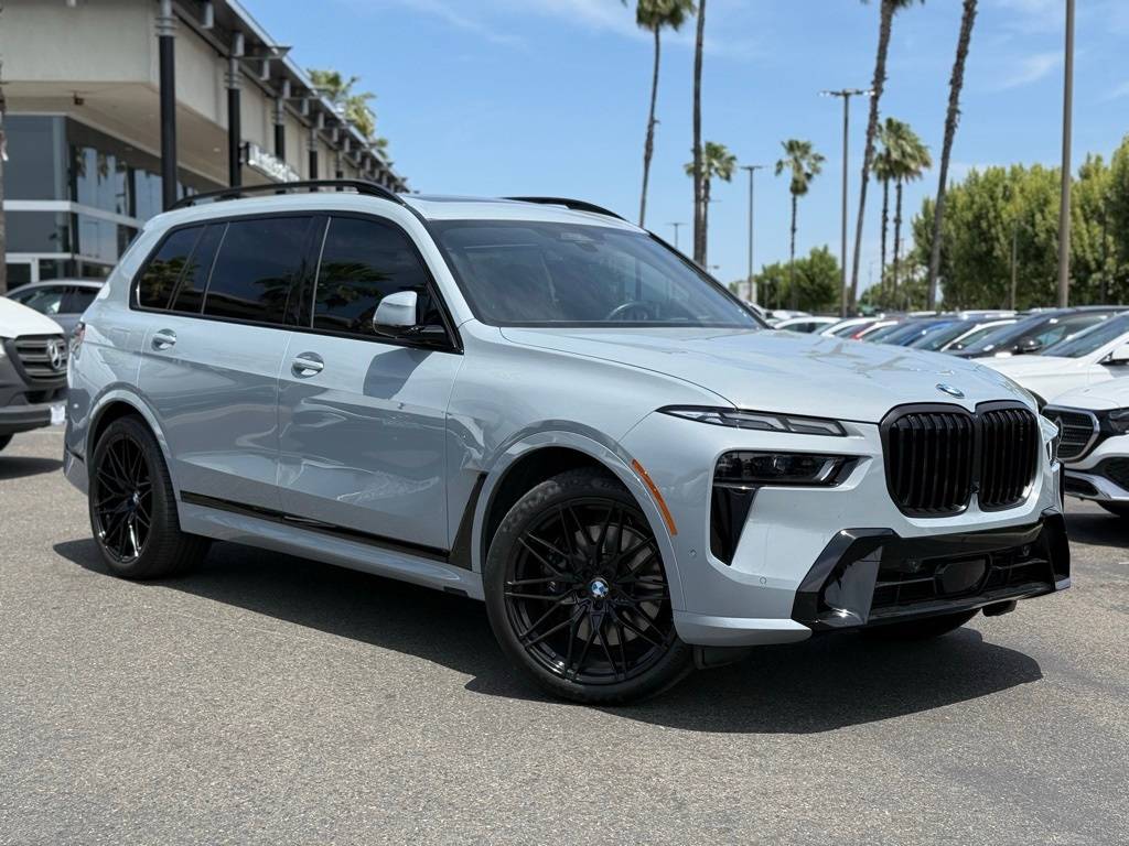 2024 BMW X7 40i — SUV — 12,799 mi — Fresno, CA