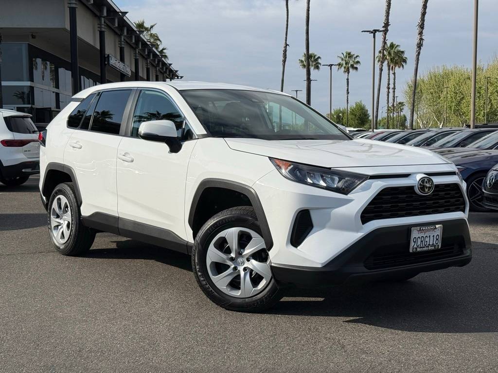 2022 Toyota RAV4 LE — SUV — 34,924 mi — Fresno, CA