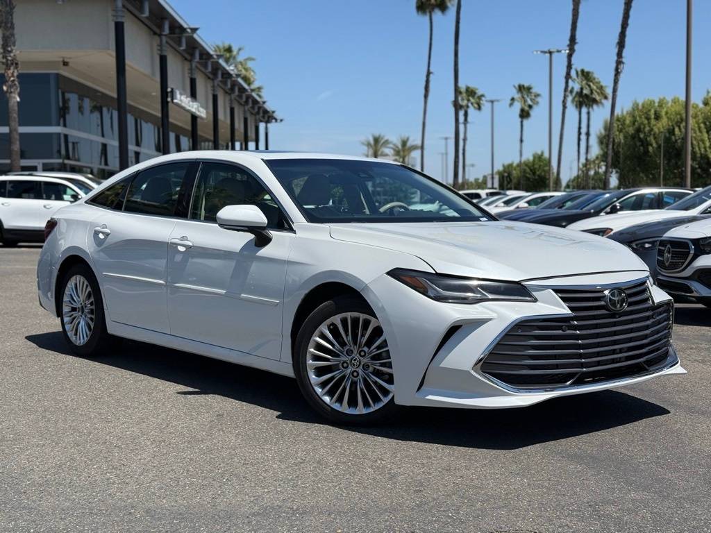 2020 Toyota Avalon Limited — Sedan — 43,318 mi — Fresno, CA