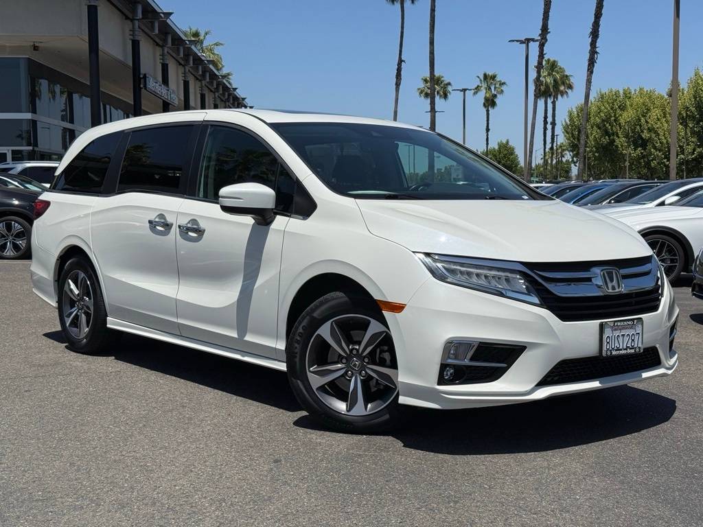 2019 Honda Odyssey Touring — Minivan — 43,368 mi — Fresno, CA