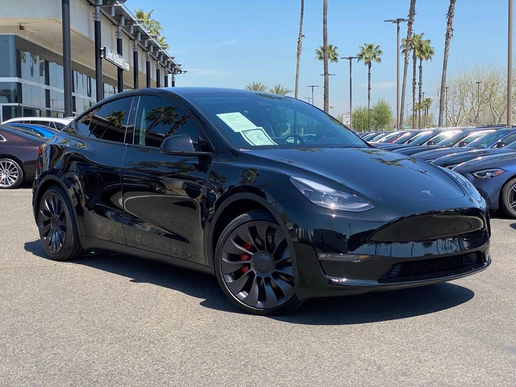 2024 Tesla Model Y Performance — SUV — 5,001 mi — Fresno, CA