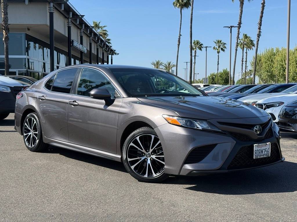 2018 Toyota Camry SE — Sedan — 59,139 mi — Fresno, CA
