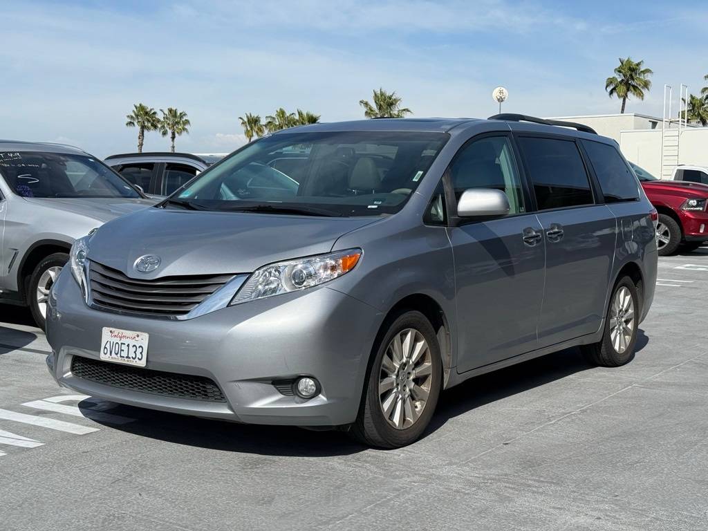 2011 Toyota Sienna XLE — Minivan — 106,124 mi — Fresno, CA
