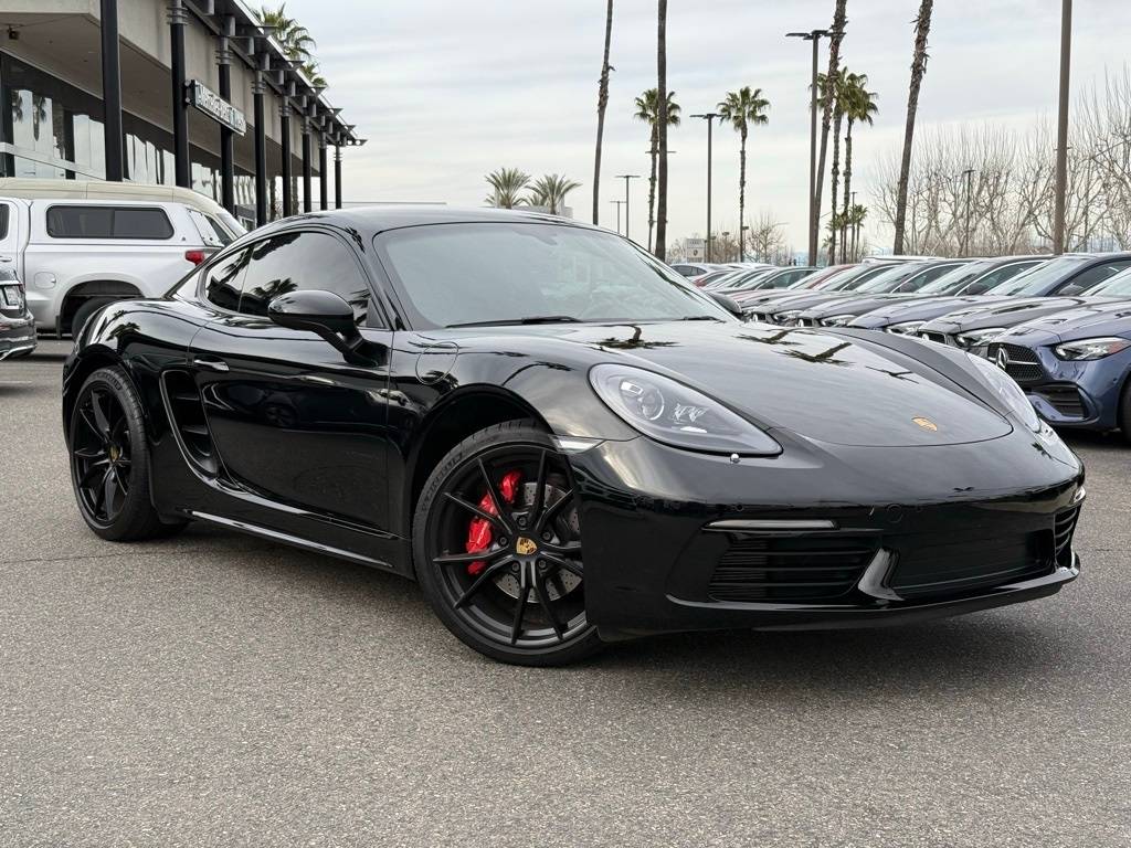 2018 Porsche 718 Cayman S — Coupe — 21,944 mi — Fresno, CA