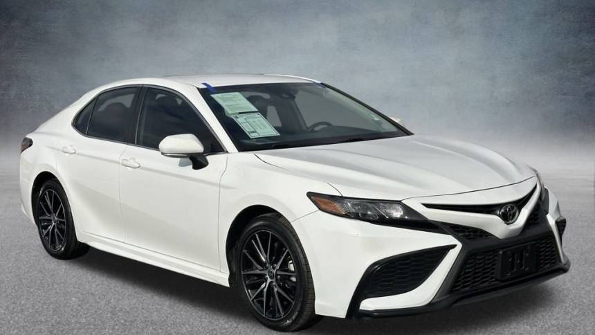 2022 Toyota Camry SE — Sedan — 56,370 mi — Bullhead City, AZ