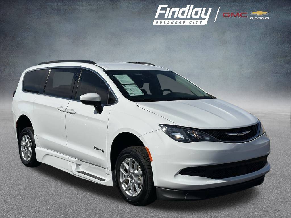 2021 Chrysler Voyager LXI — Minivan — 31,729 mi — Bullhead City, AZ