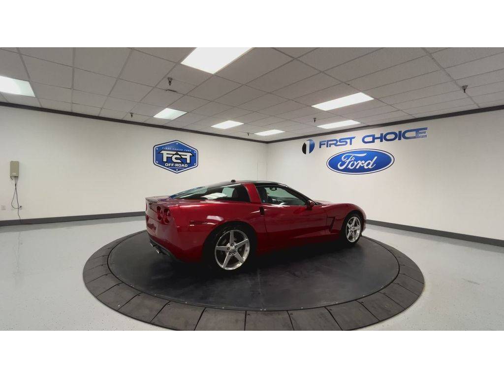 2005 Chevrolet Corvette Base