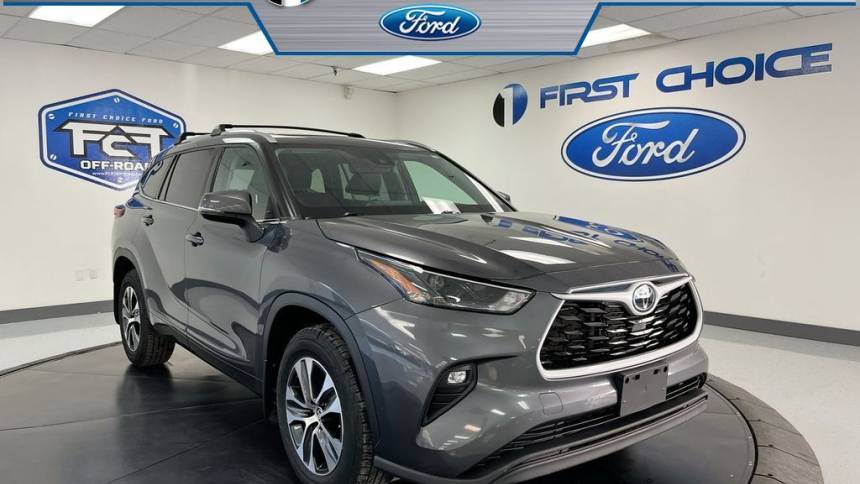 2022 Toyota Highlander XLE — SUV — 30,944 mi — Rock Springs, WY