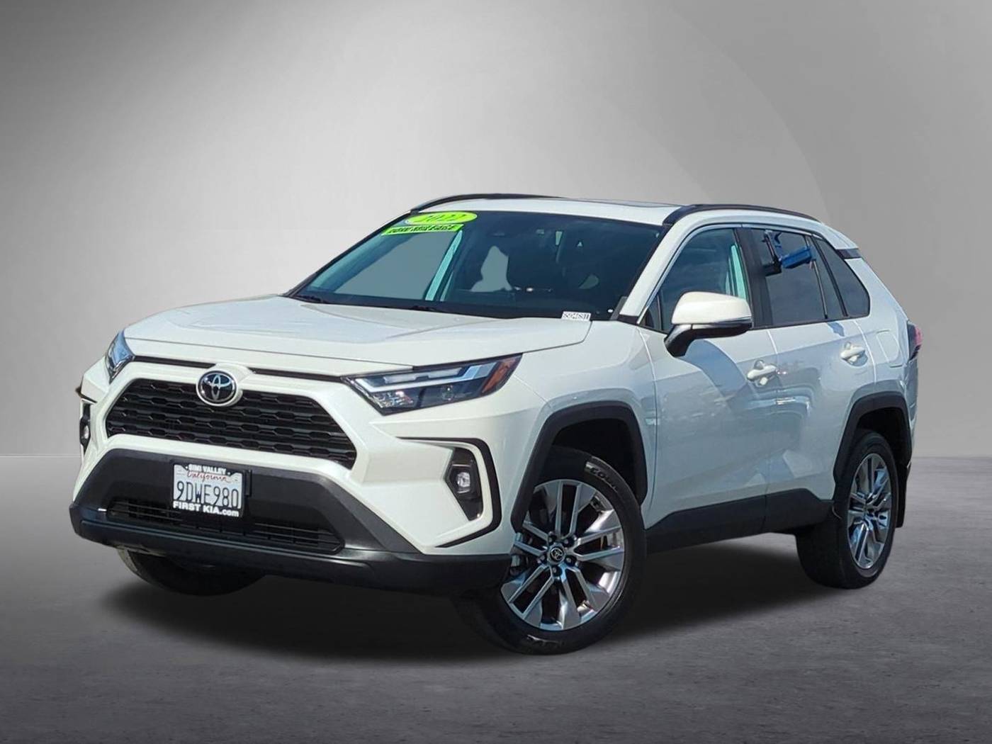 2022 Toyota RAV4 XLE Premium — SUV — 18,806 mi — Simi Valley, CA