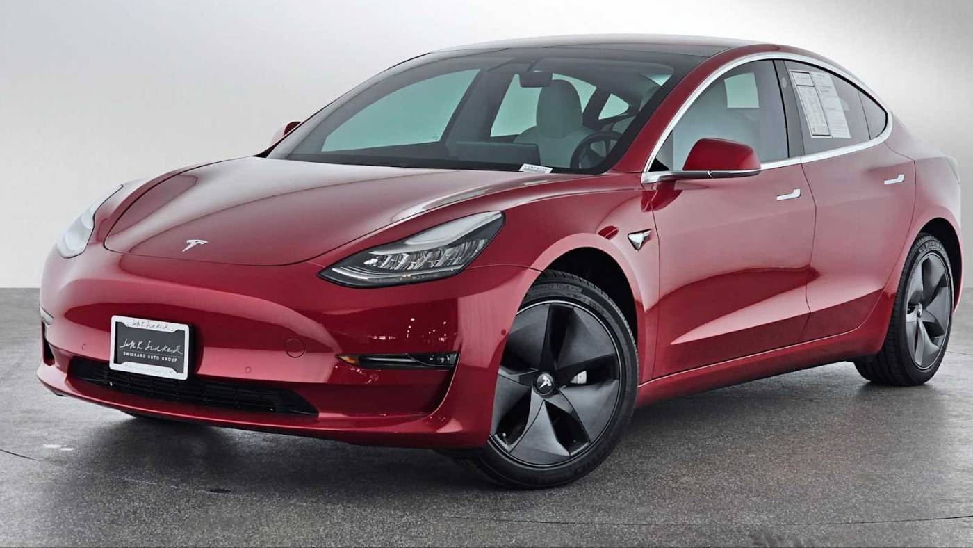 2018 Tesla Model 3 Mid Range — Sedan — 32,858 mi — Thousand Oaks, CA