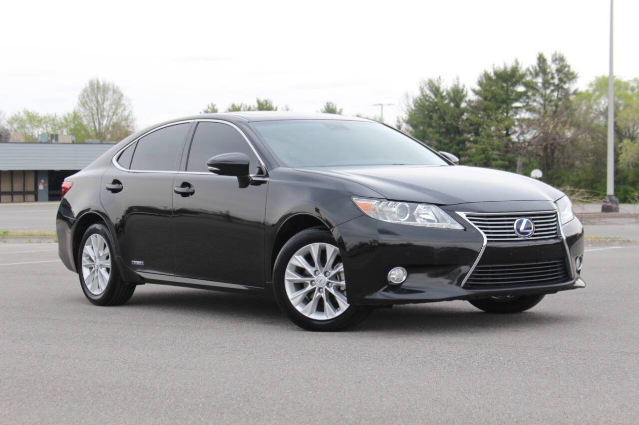 2013 Lexus ES ES 300h — Sedan — 128,179 mi — Maryville, TN