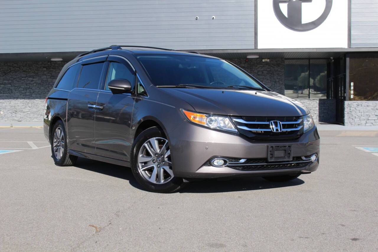 2017 Honda Odyssey Touring Elite — Minivan — 127,367 mi — Maryville, TN