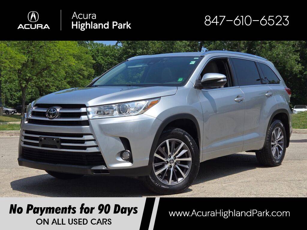 2017 Toyota Highlander XLE — SUV — 94,240 mi — Highland Park, IL